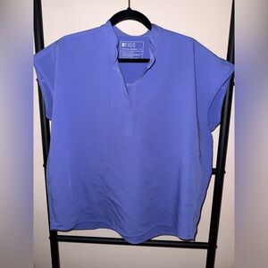 Rafaela Scrub Top, Blueberry Medium, In great condition just sizing down.